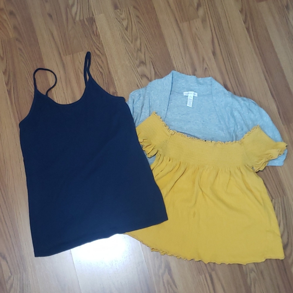 3 womens L shirt lot tank top shrug blouse set